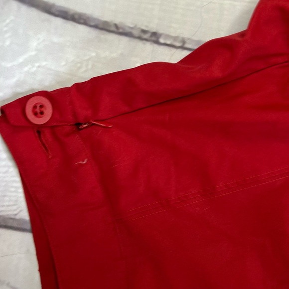 Beautiful Reebok Red pleated tennis skirt with side zipper. - Picture 12 of 12